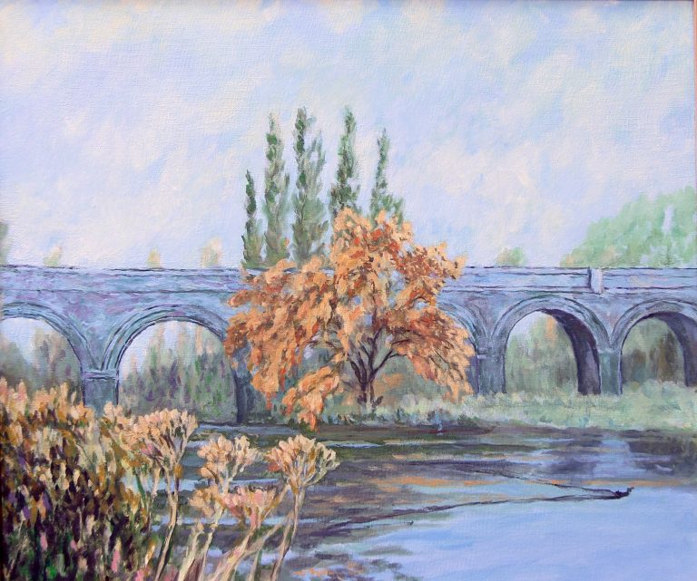 Thrapston, disused rail bridge at Autumn